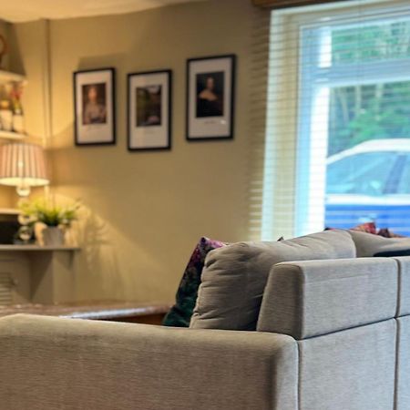 Beautiful Townhouse Next To Royal Victoria Park And Botanical Gardens Within Easy Walking Distance To Bath City Centre Zewnętrze zdjęcie