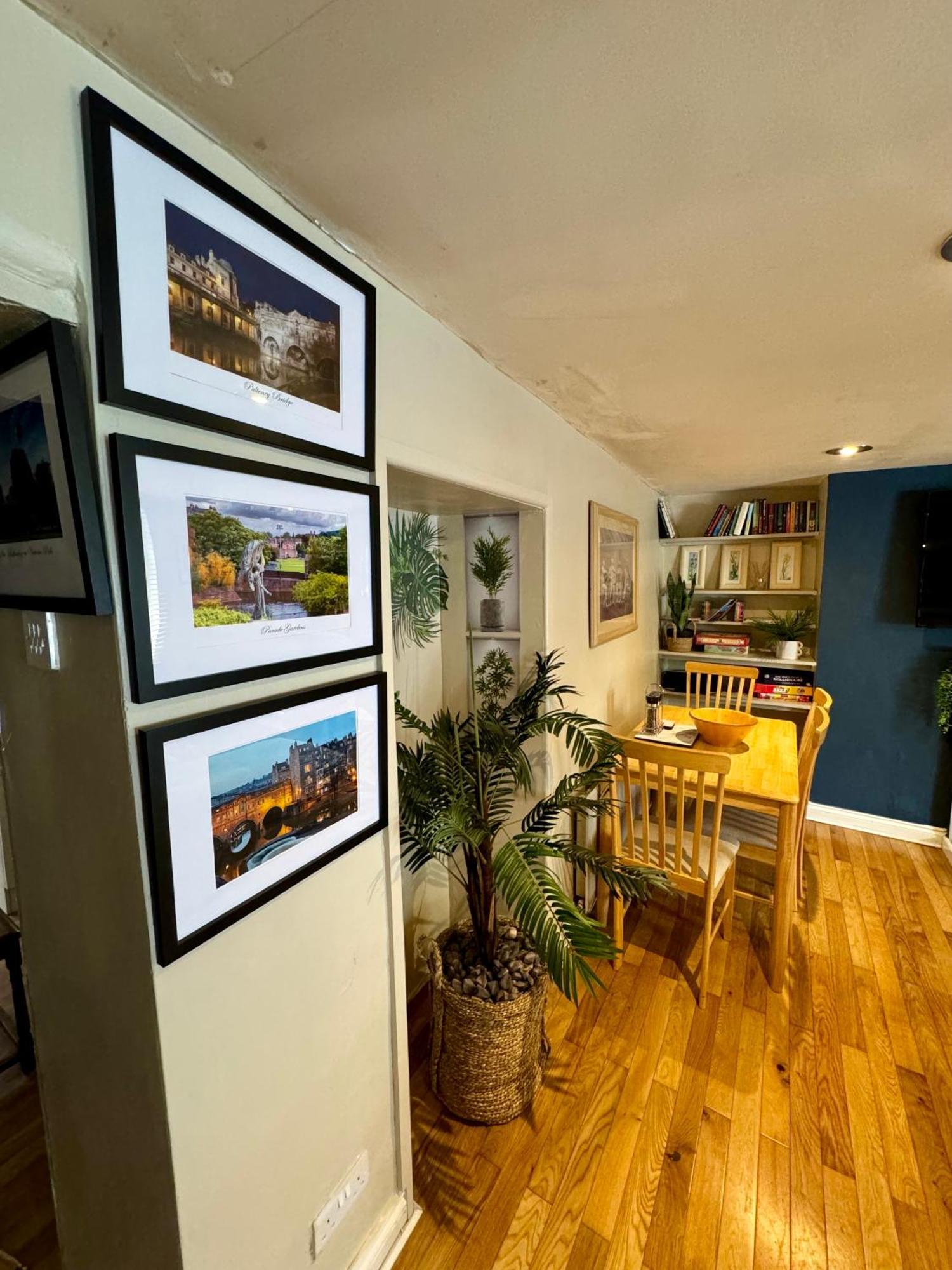 Beautiful Townhouse Next To Royal Victoria Park And Botanical Gardens Within Easy Walking Distance To Bath City Centre Zewnętrze zdjęcie