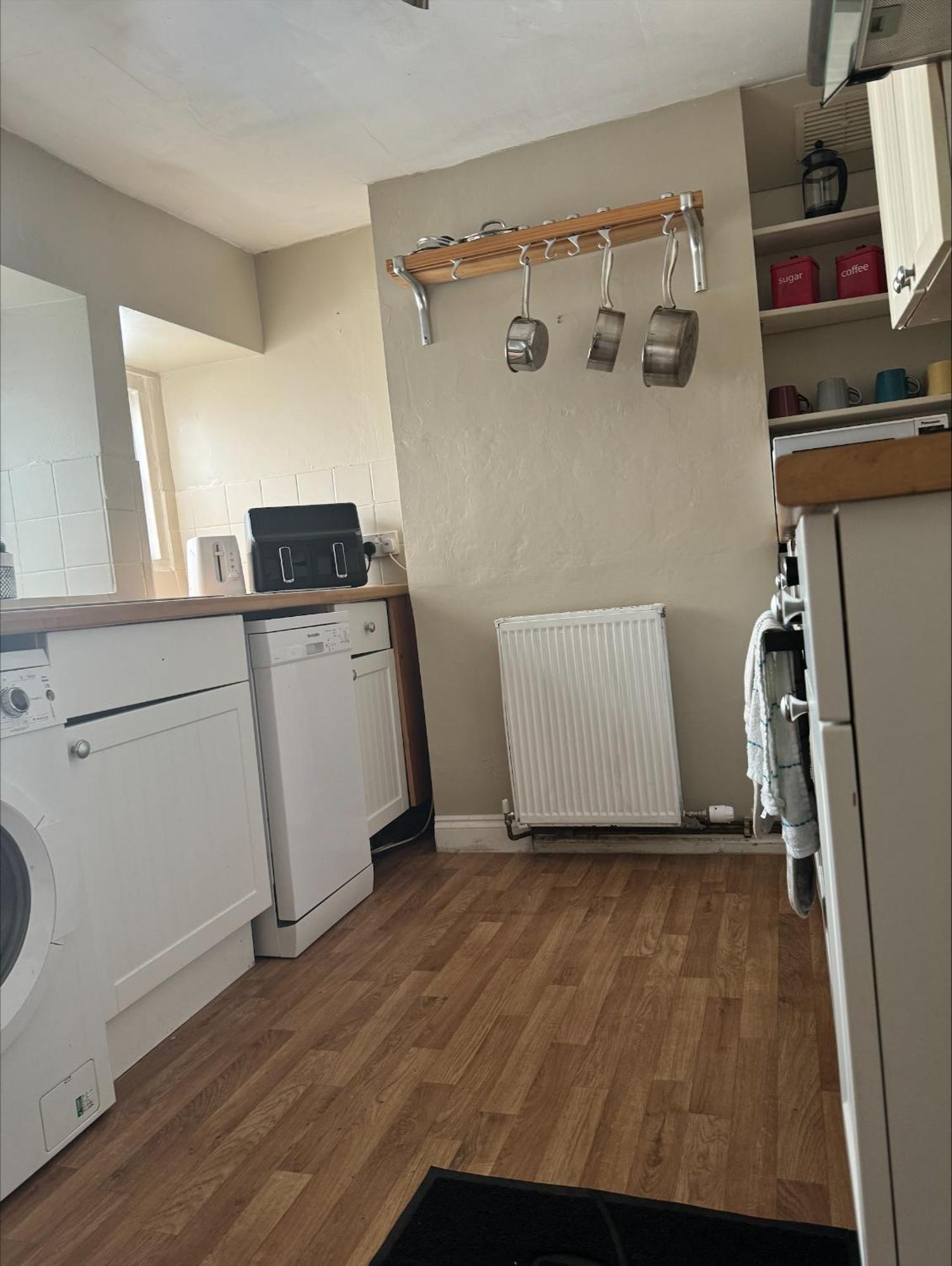 Beautiful Townhouse Next To Royal Victoria Park And Botanical Gardens Within Easy Walking Distance To Bath City Centre Zewnętrze zdjęcie